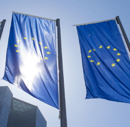 União Europeia Avança em Regulamentação de Tecnologias de Vigilância